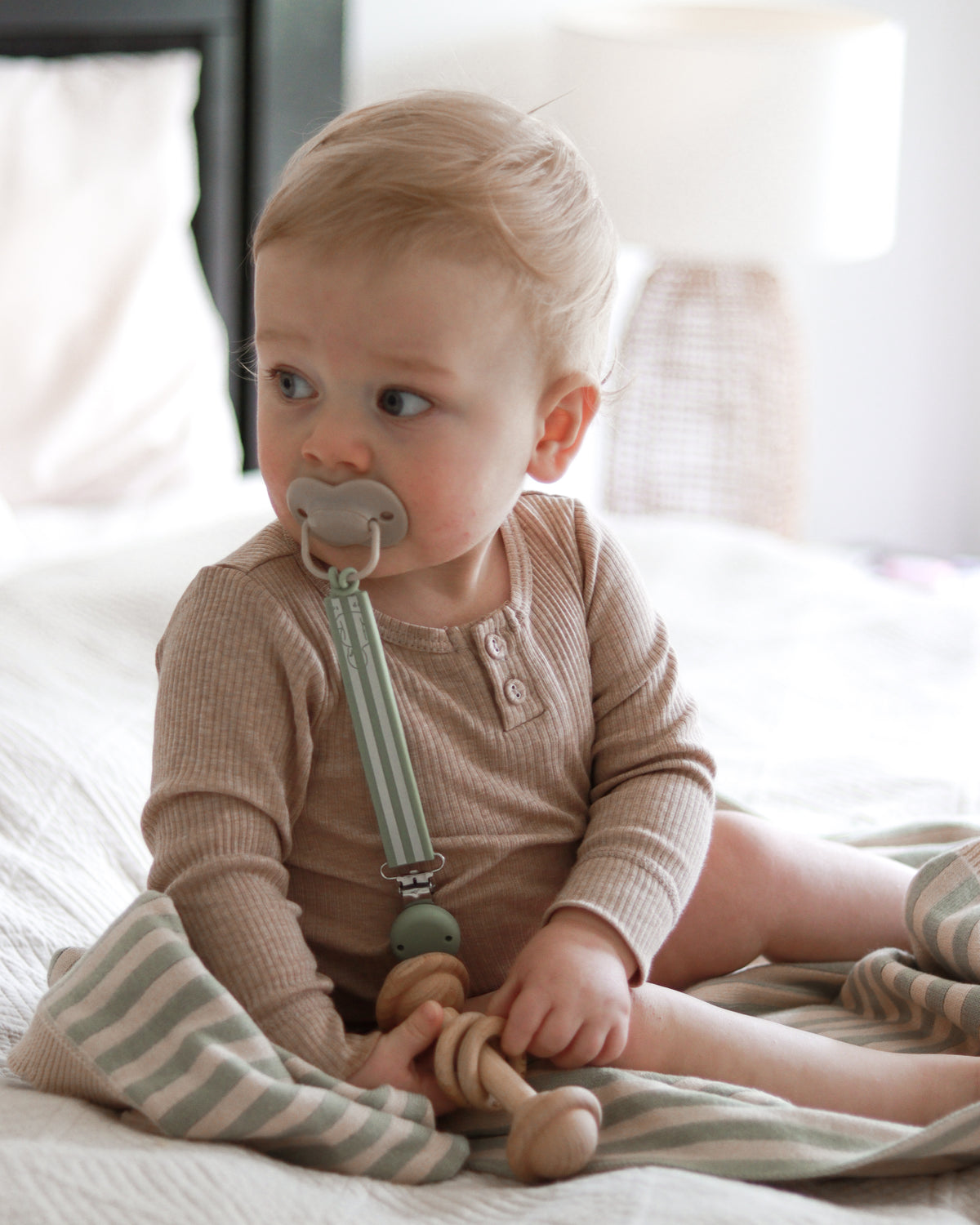 Carnival Dummy Clip Sage Pop Ya Tot